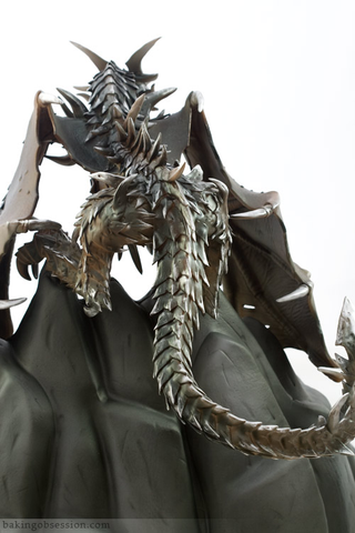 Illustration for article titled This Skyrim Statue Hides an Amazing Secret